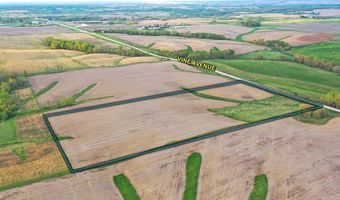 01 Vine Ave, Ainsworth, IA 52201