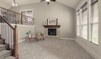 16910 Tucker Ct, Basehor, KS 66007