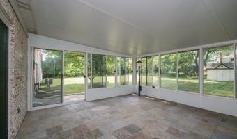 5445 E 72nd Pl, Indianapolis, IN 46250