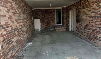 813 W 12th St, Alma, GA 31510
