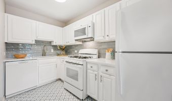 3000 SPOUT RUN Pkwy D212, Arlington, VA 22201