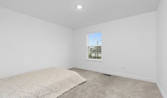 1014 Dr. John Burkey, Algonquin, IL 60102