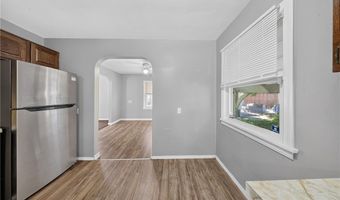 378 Hillwood Dr, Akron, OH 44320
