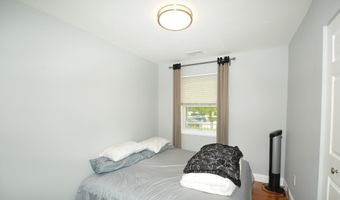 6317 EVERGLADES Dr, Alexandria, VA 22312