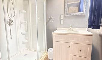 832 Maplewood Ave, Ambridge, PA 15003