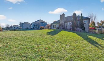 3610 Lakeview Dr, Algonquin, IL 60102