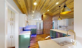 1226 Birch Ln, Cody, WY 82414