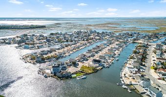 148 E Raritan Dr, Little Egg Harbor, NJ 08087