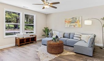 24 Shope Creek Estates Dr, Asheville, NC 28805