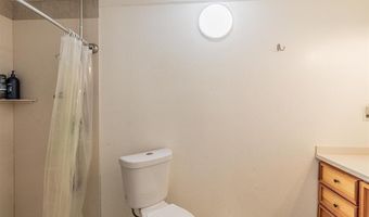 612 Lovers Ln, Aztec, NM 87410