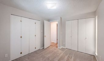 650 SW Meadow Dr 209, Beaverton, OR 97006
