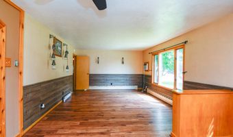 303 CHURCH St, Algoma, WI 54201