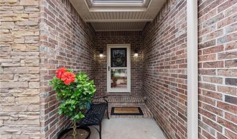 18 Yarmouth Dr, Bella Vista, AR 72715