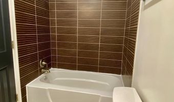 3408 25TH St S 13, Arlington, VA 22206