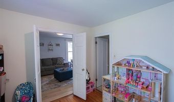 235 E Saint Clair St, Almont, MI 48003