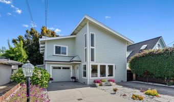227 Center Ave, Aptos, CA 95003