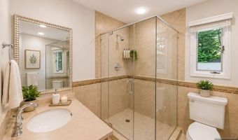 18 Monument Ln, Alpine, NJ 07620
