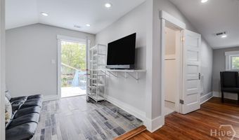 705 E Park Ave, Savannah, GA 31401