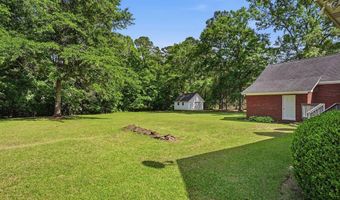 1006 Spring Hill Dr, Albany, GA 31721