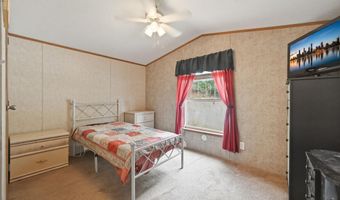 42 Sparrow Dr, Augusta, ME 04330