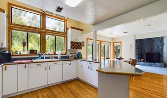 3122 St Louis Rd, Arcata, CA 95521