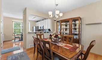 6738 158th St W, Apple Valley, MN 55124