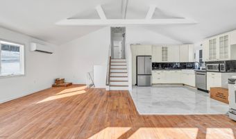17 Stage Rd, Brookfield, CT 06804