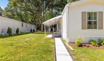979 Toll Gate Rd, Warwick, RI 02886