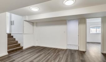 4503 TRAYMORE St, Bethesda, MD 20814