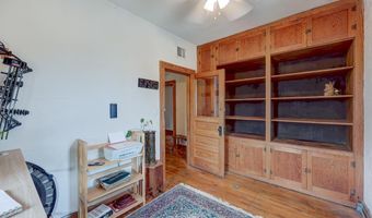 107 E 7th Ave, Arkansas City, KS 67005