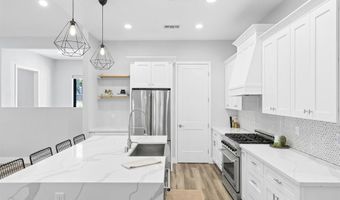 25812 Willow Ln, Escondido, CA 92026