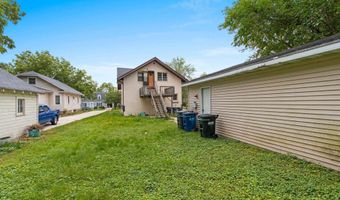 126 E MISSION Rd, Allouez, WI 54301