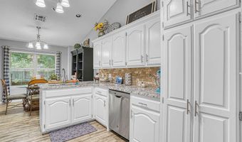 809 Jamestown Dr, Altus, OK 73521