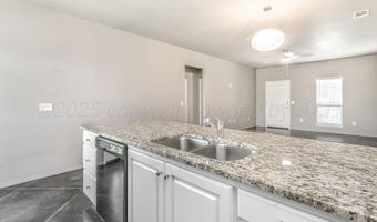 303 LOESH St, Amarillo, TX 79118