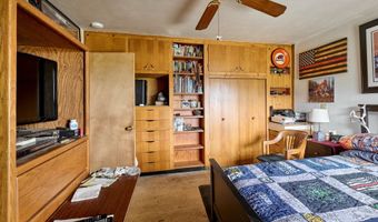 5724 S ANDERSON Rd, Aurora, OR 97002