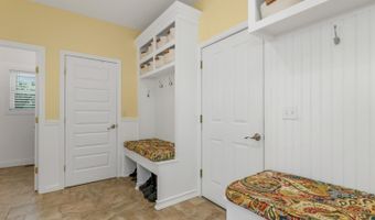 76 Curries Way, Brookfield, NH 03872