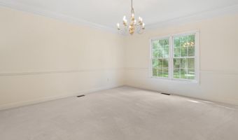 10604 MAPLECREST Ln, Potomac, MD 20854
