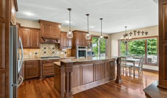 16191 Crane St NW, Andover, MN 55304