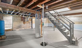 784 Victory Hwy, North Smithfield, RI 02896