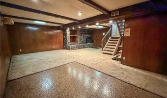 205 S Traster St, Altamont, KS 67330
