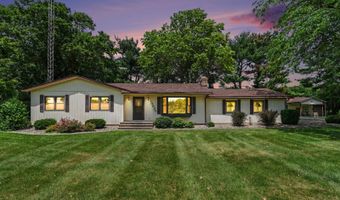10020 15th Rd, Argos, IN 46501