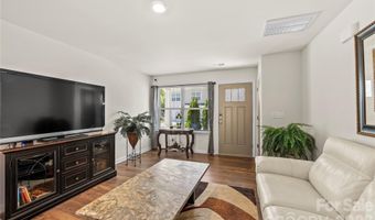 2 Chambers Garden Dr, Arden, NC 28704