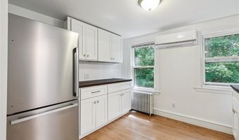 9 Country Pkwy, North Providence, RI 02911