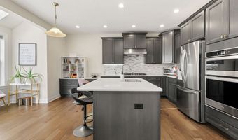 131 Winding Ridge Way 131, Danbury, CT 06810