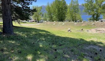 515 Lakeview Dr, Cascade, ID 83611