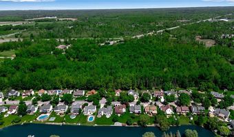 113 Meadow Spring Ln, Amherst, NY 14051