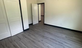 1112 Duke Dr, Bauxite, AR 72011