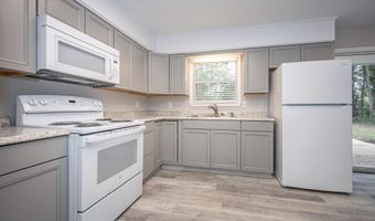 206 Beverly Dr, Ocean Springs, MS 39564