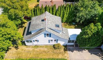 114 Rodman St, Narragansett, RI 02882