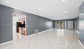 3812 N Circle Dr, Hollywood, FL 33021